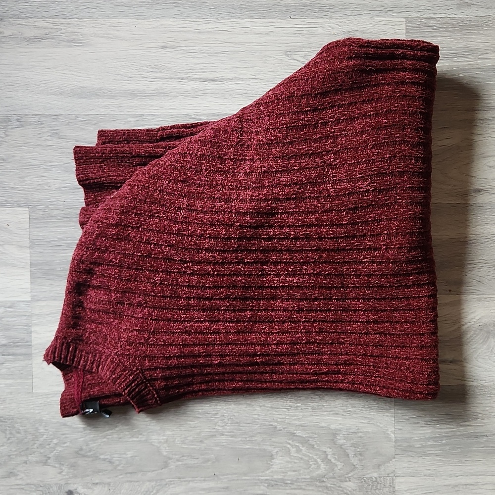 BOOHOO Man Knitted Sweater Size Mediun Burgundy